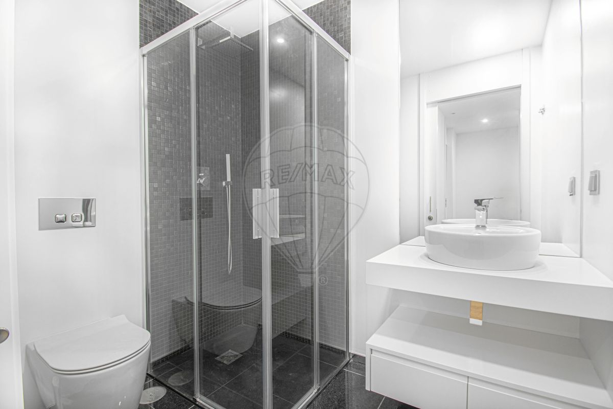 listing 126761029-18 picture-0