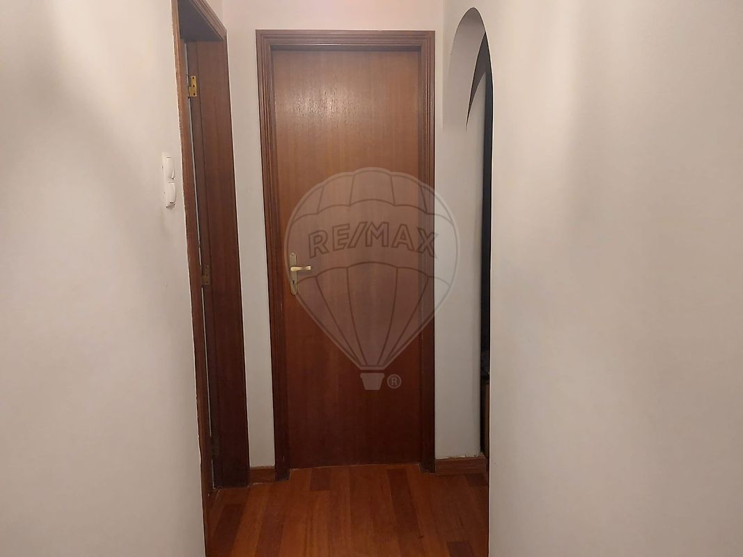 listing 126761047-15 picture-0