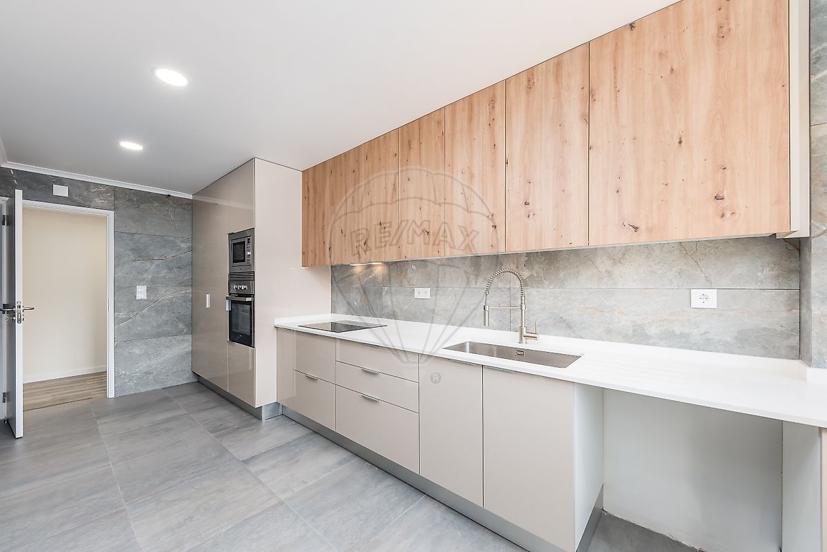 Apartamento T2 à venda em Sintra