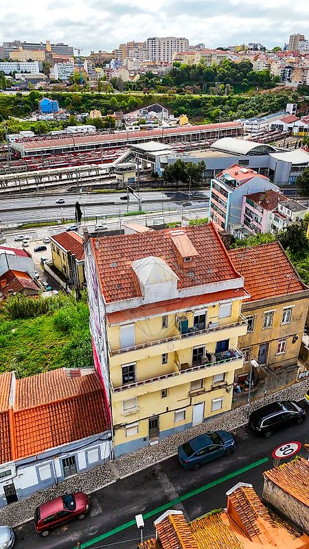 Prédio à venda em Lisboa