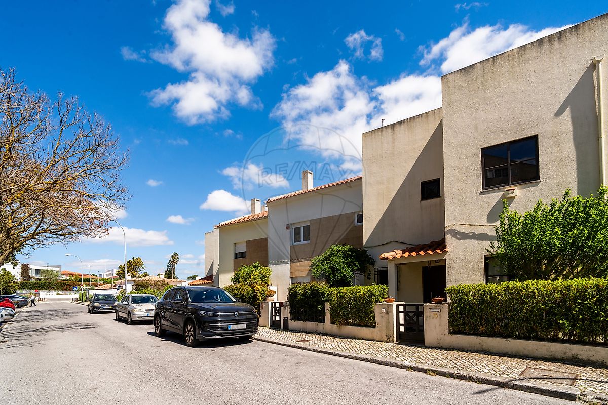 Moradia T4 à venda em Oeiras