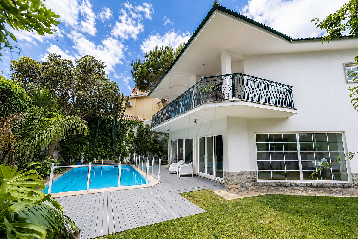 Apartamento T6 à venda em Cascais