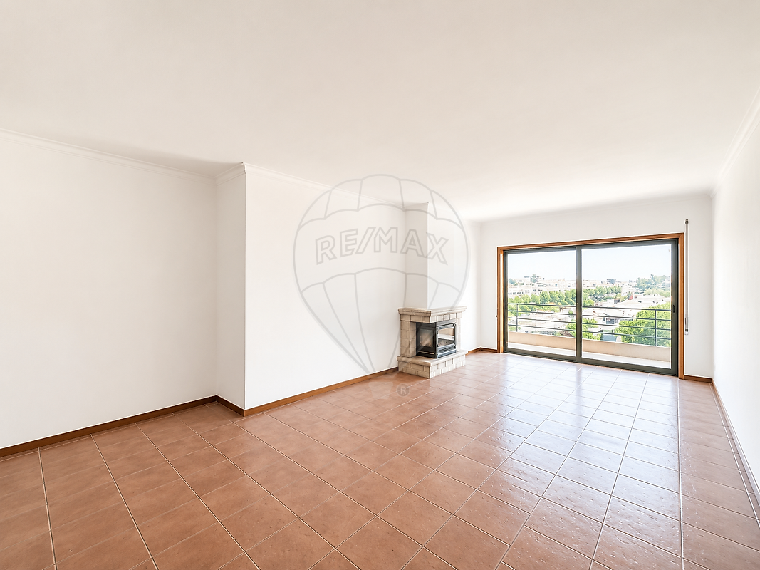 Apartamento T4 à venda em Paredes
