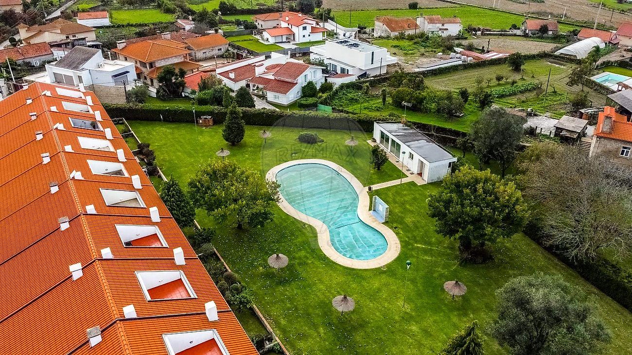 Moradia T4 para venda