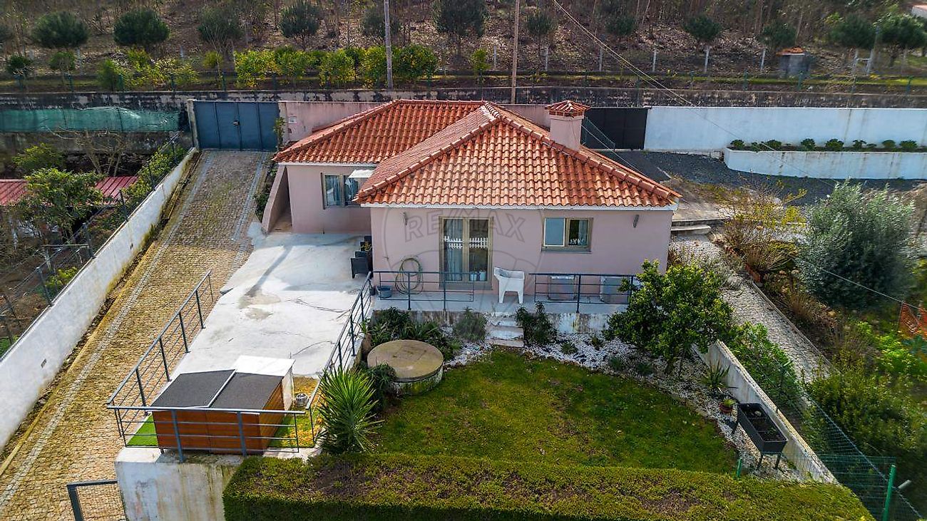 Moradia - Gondifelos, Cavalões e Outiz, Vila Nova de Famalicão, Braga