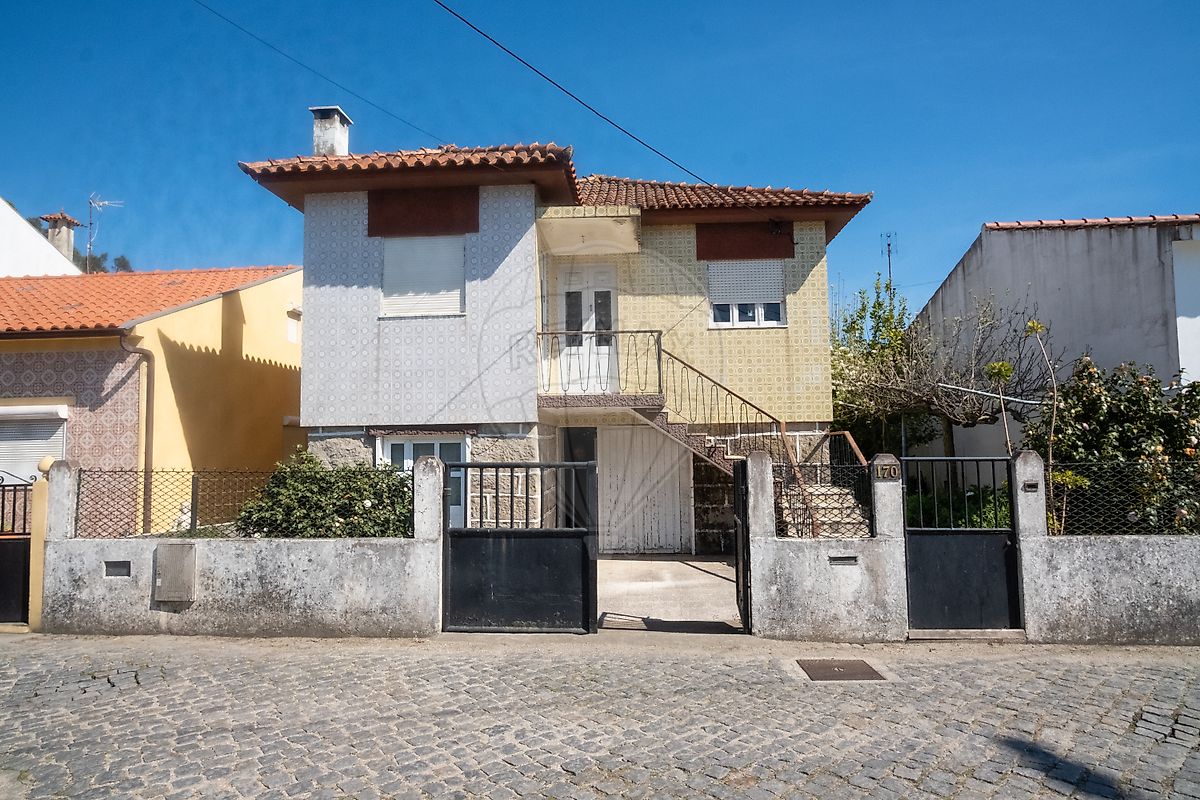 Moradia T3 à venda em Póvoa de Varzim