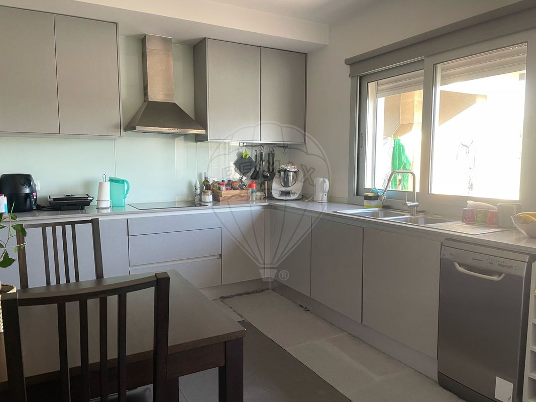 listing 126791060-4 picture-0
