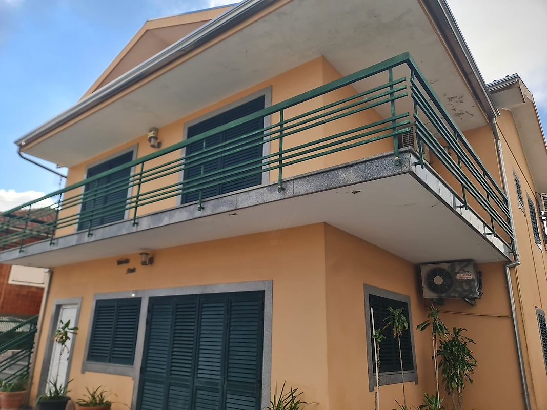 Moradia T6 para venda