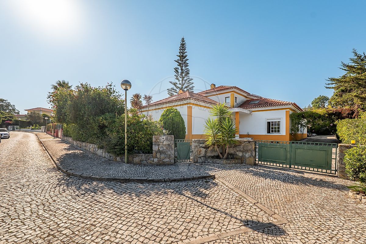 Apartamento T4 à venda em Sintra