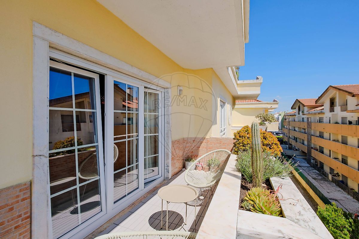 Apartamento T4 à venda em Sintra