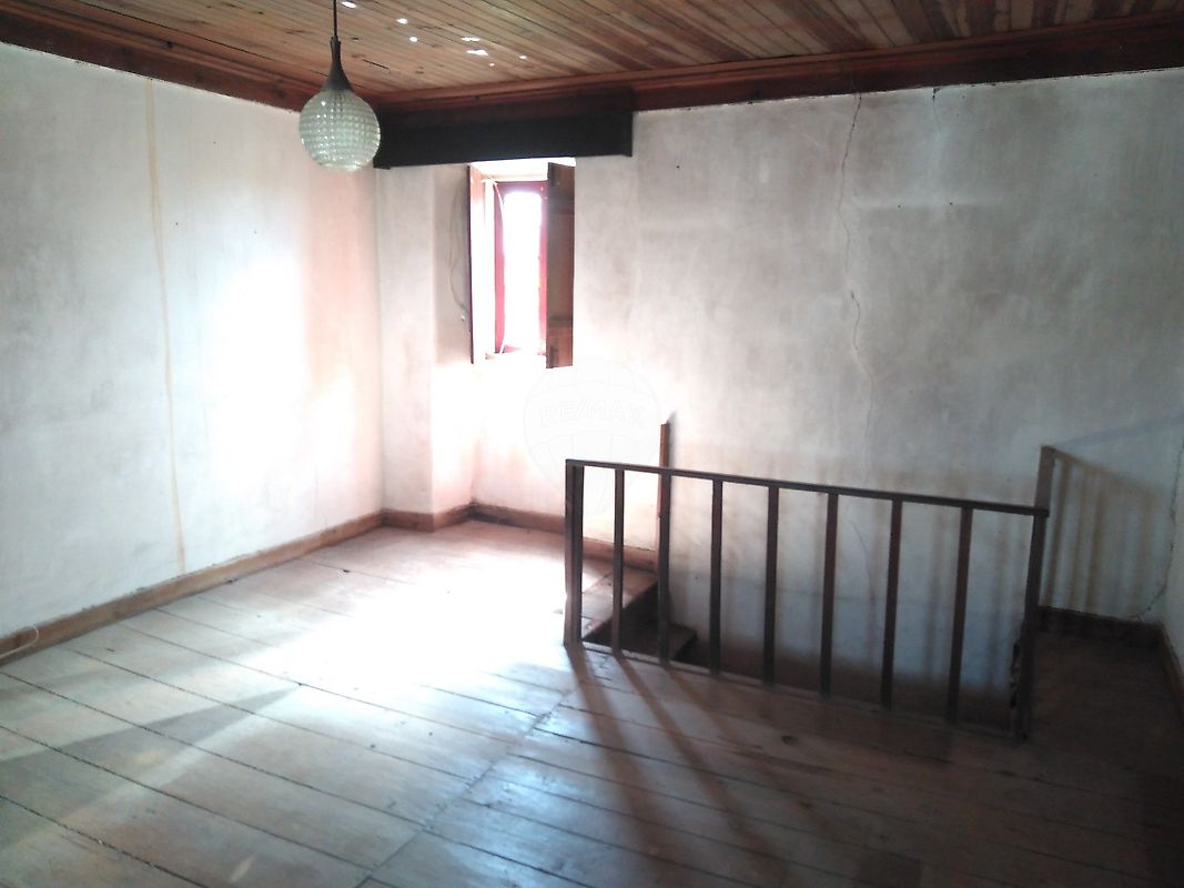 listing 126811005-18 picture-0