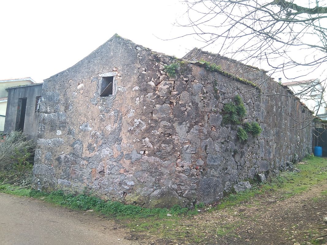 Moradia T6 à venda em Soure