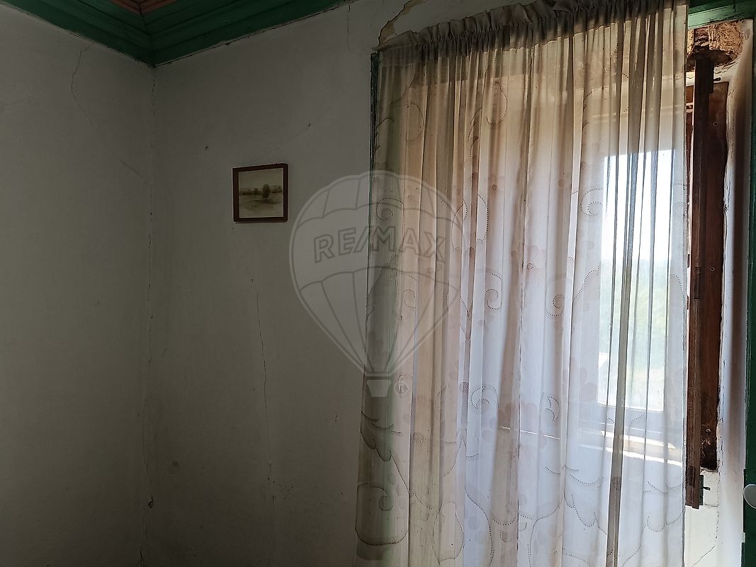 listing 126811005-64 picture-0