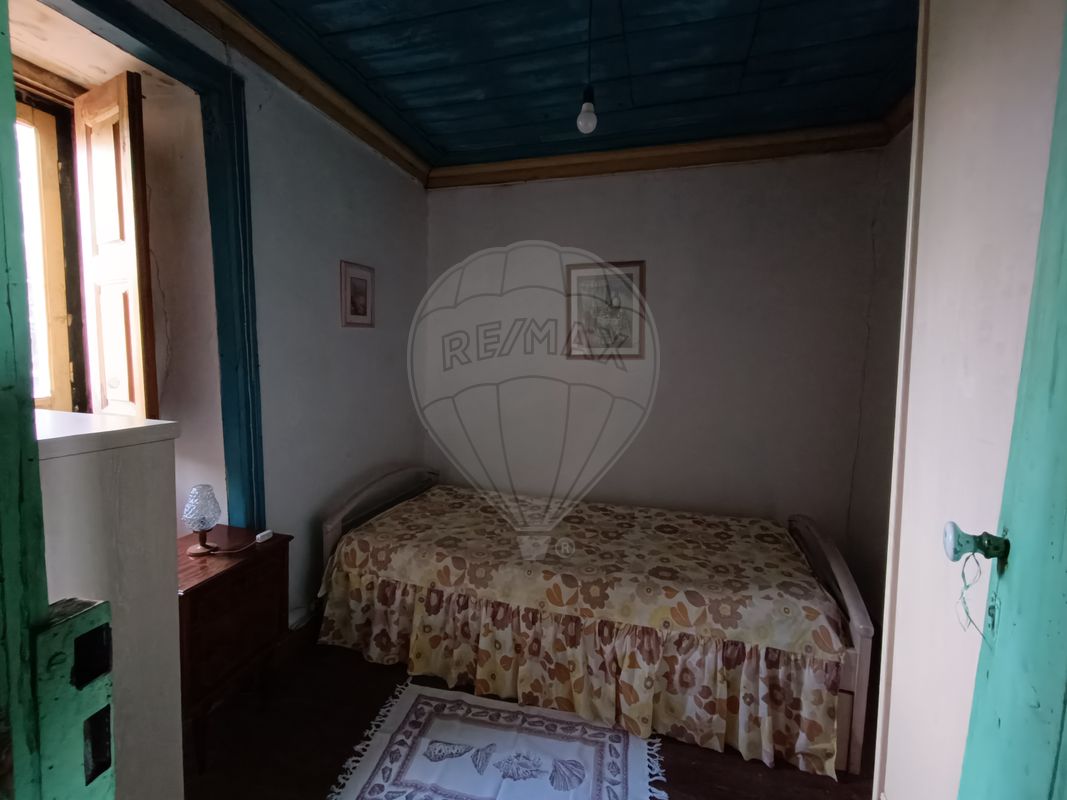 listing 126811005-64 picture-0