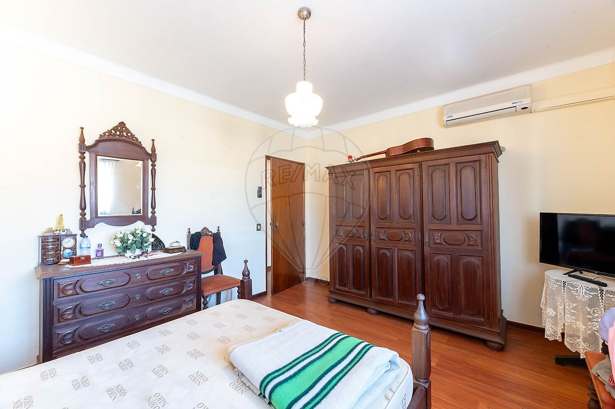 listing 126811017-4 picture-0