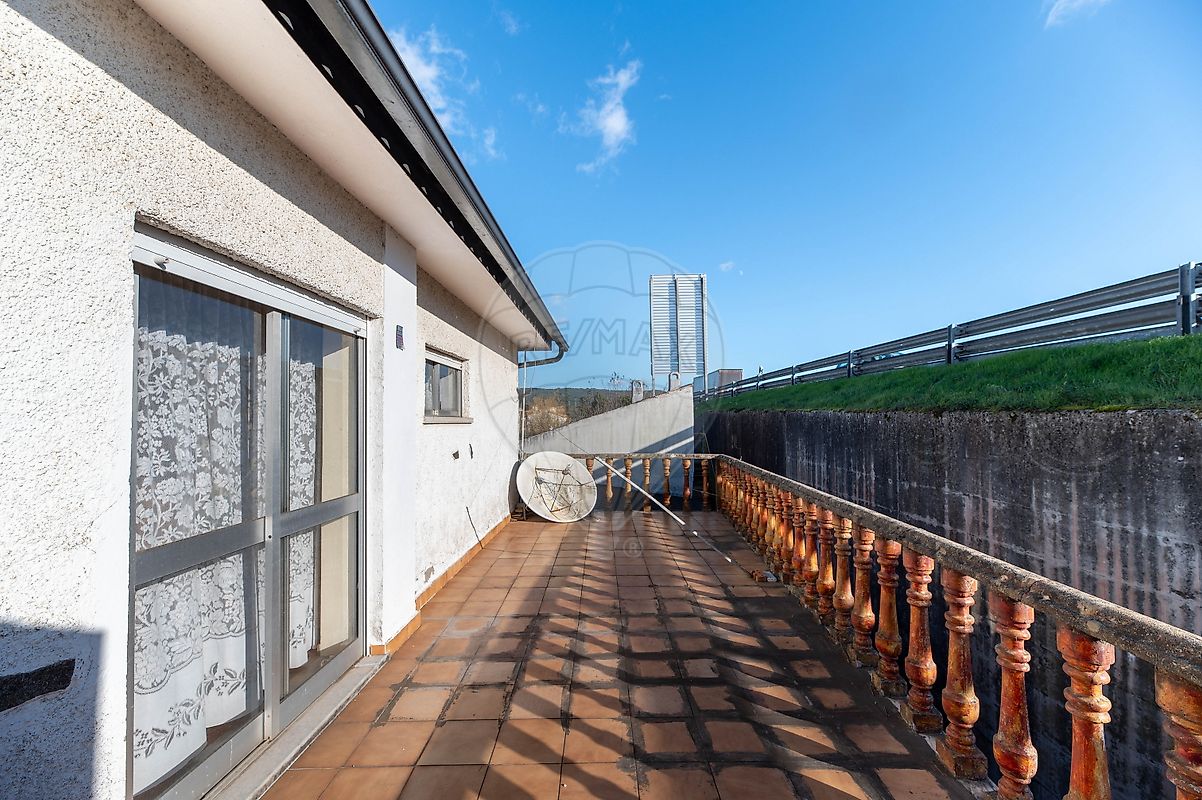 listing 126811017-4 picture-0