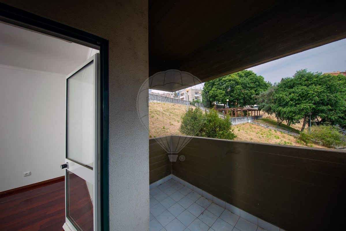 listing 126811004-83 picture-0