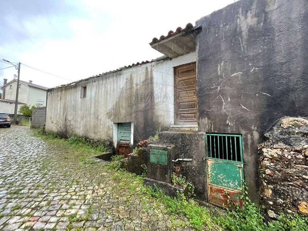 Moradia - Figueiró dos Vinhos e Bairradas, Figueiró dos Vinhos, Leiria