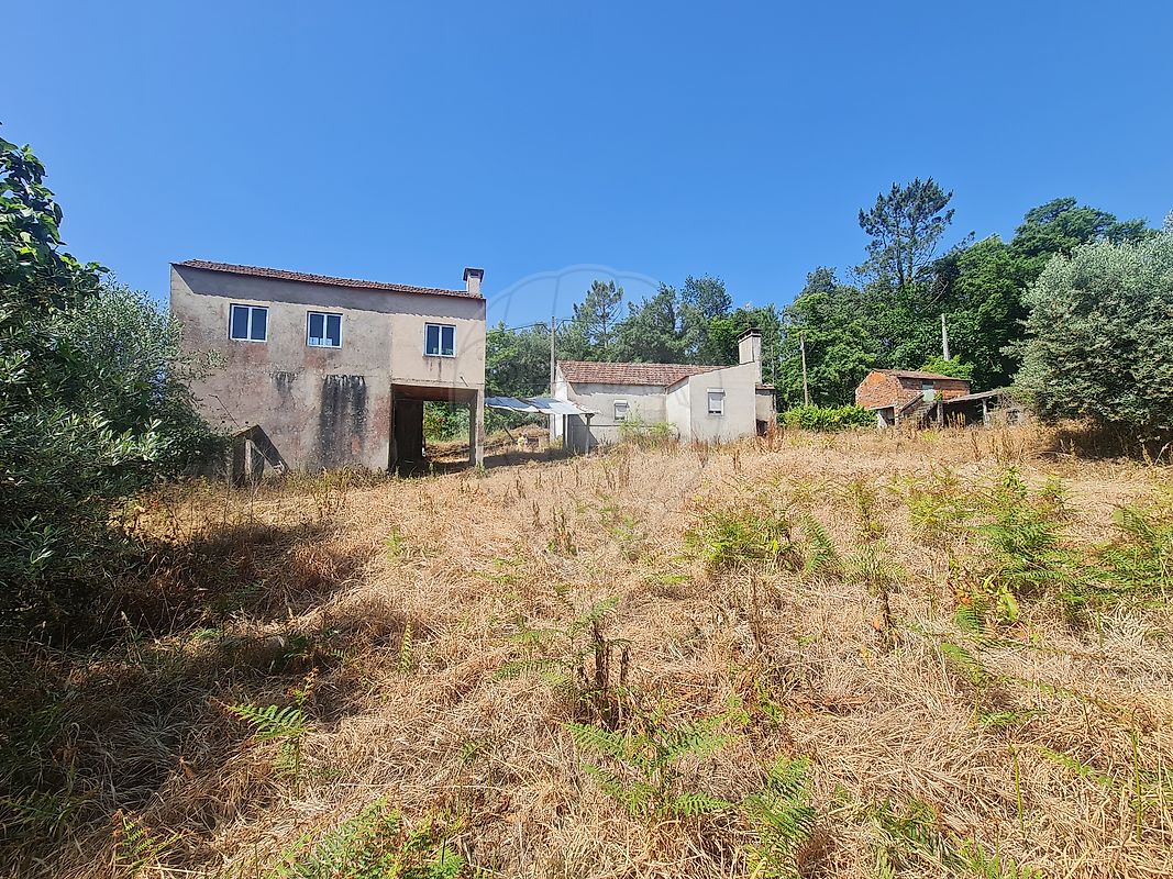 Moradia - Maçãs de Dona Maria, Alvaiázere, Leiria