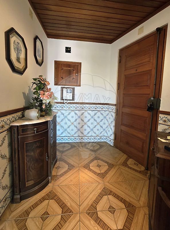 Apartamento T2 à venda em Sintra