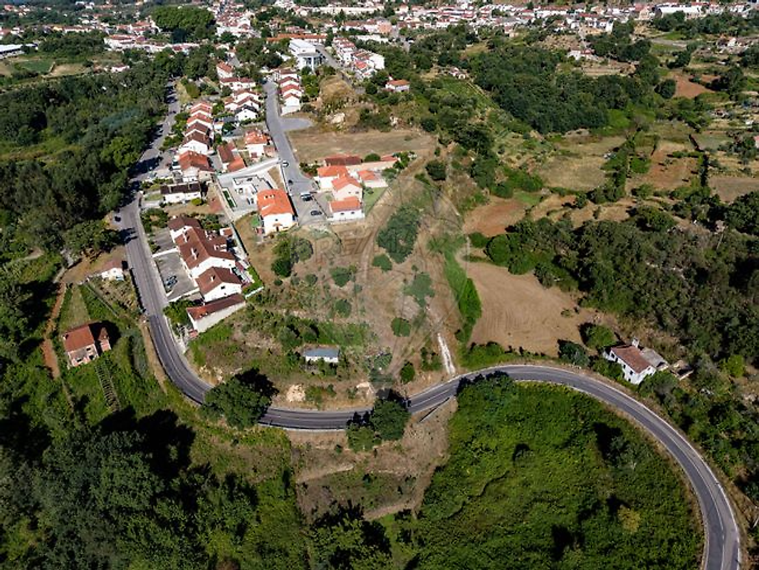 Terreno - Figueiró dos Vinhos e Bairradas, Figueiró dos Vinhos, Leiria