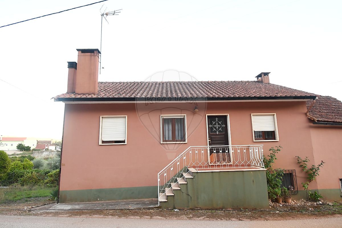 Apartamento T3 à venda em Alvaiázere