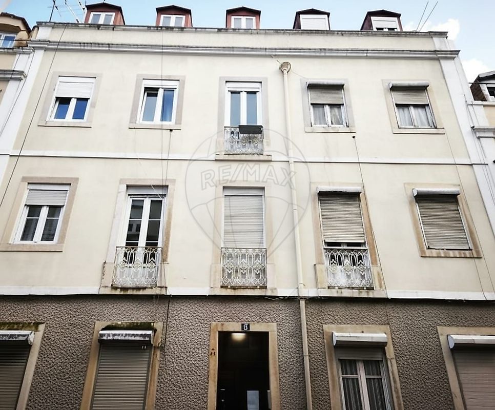 Apartamento T3 à venda em Lisboa