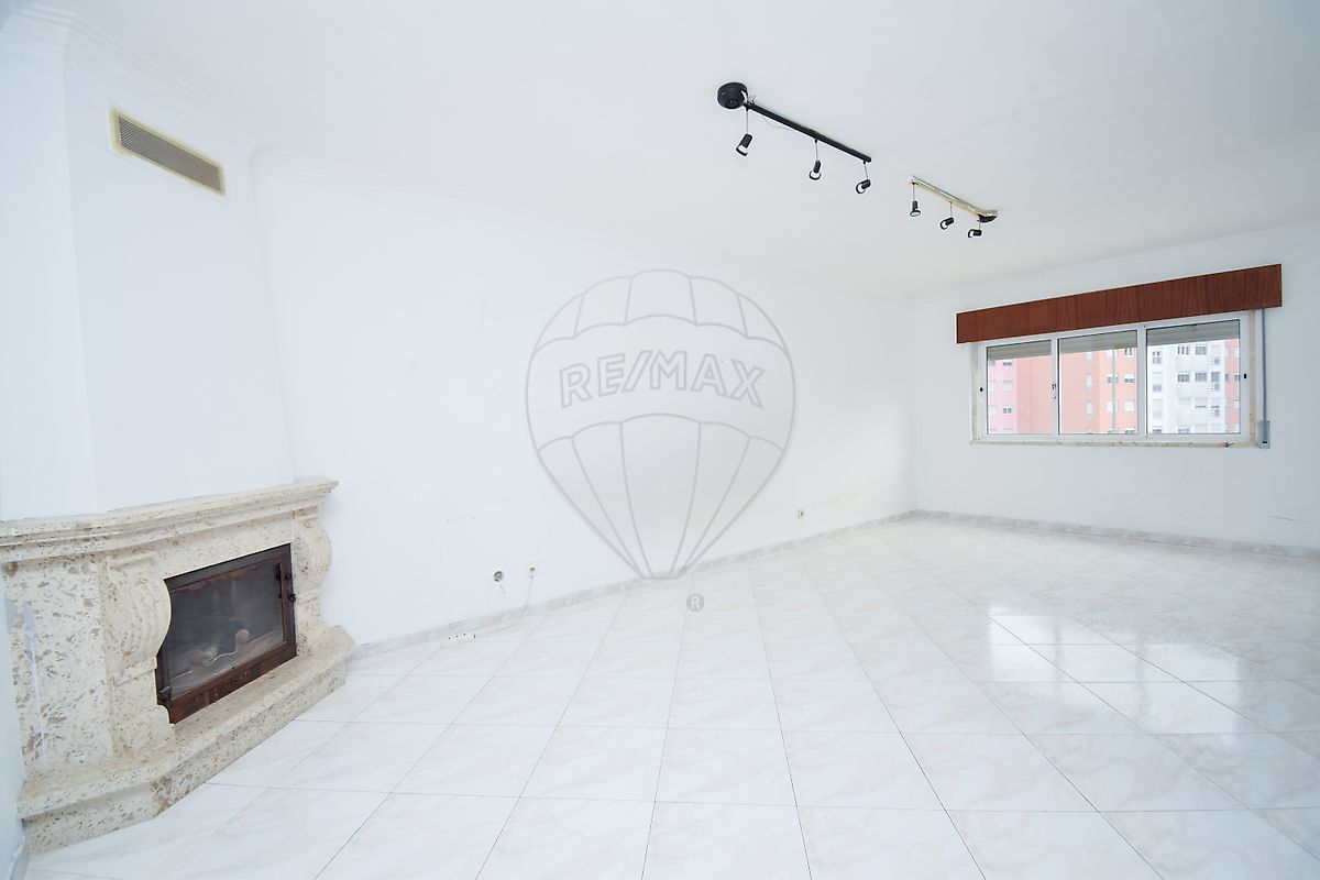 Apartamento T2 à venda em Sintra