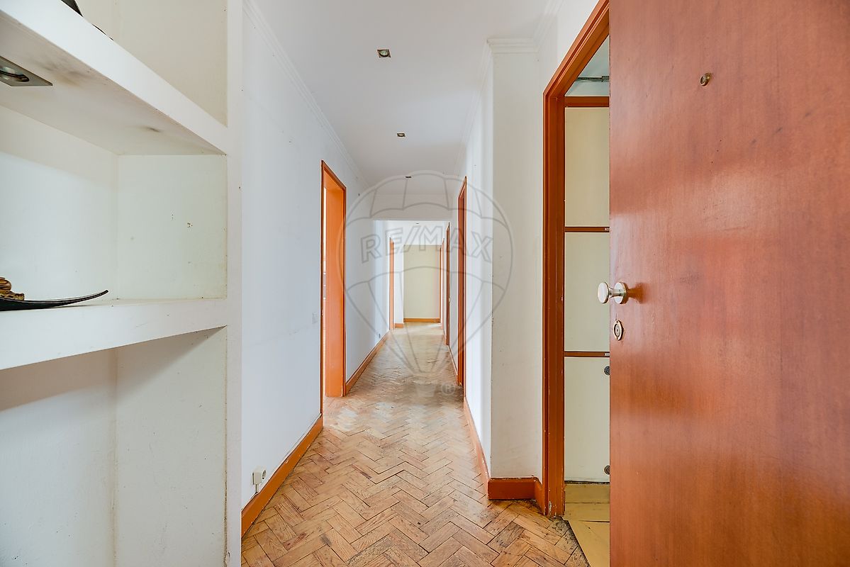 Apartamento T4 à venda em Sintra