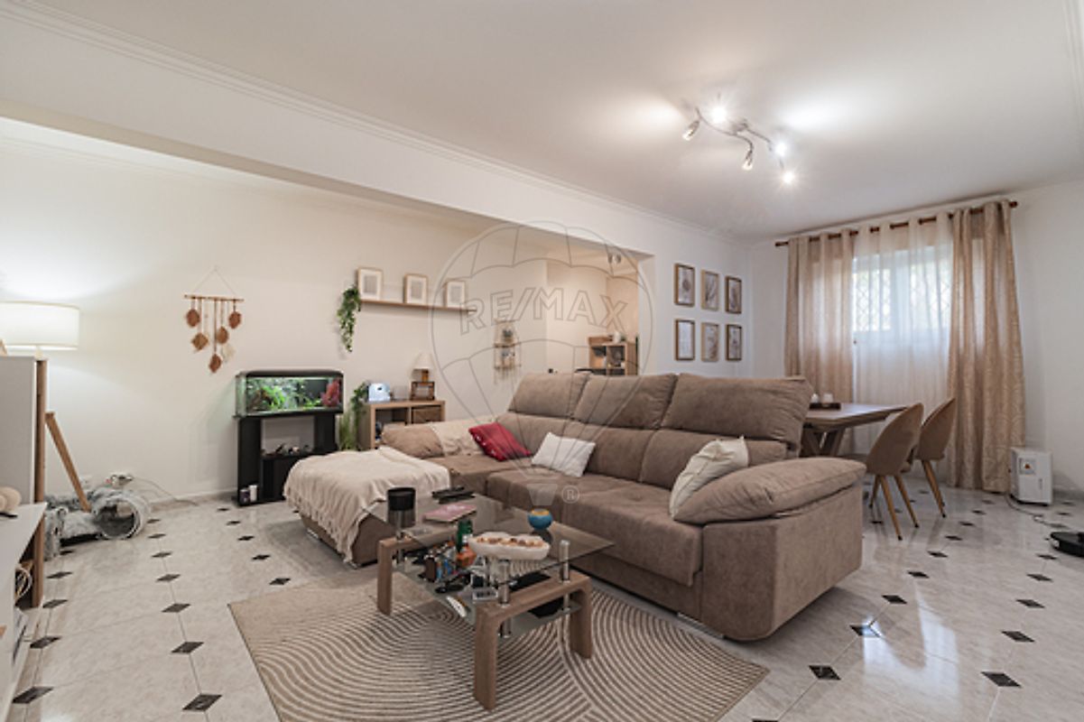 Apartamento T2 à venda em Sintra