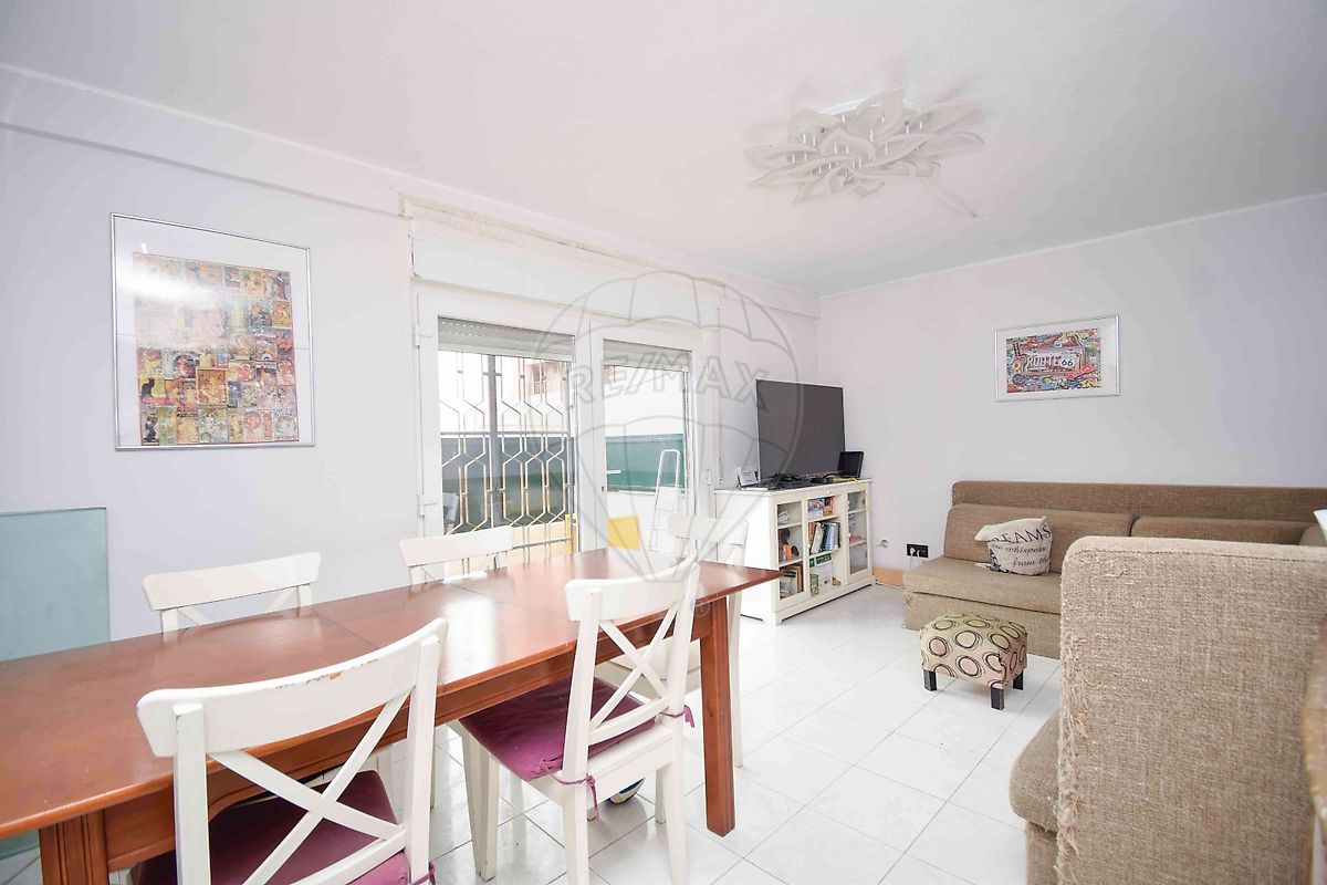 Apartamento T3 à venda em Sintra