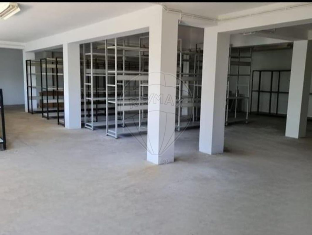 Armazém para venda
