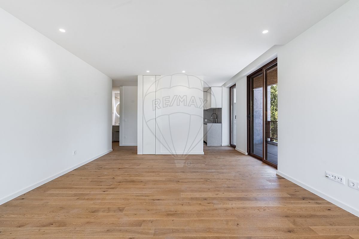 listing 126831005-21 picture-0
