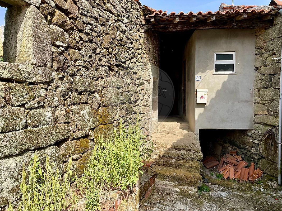 Moradia - Antas e Matela, Penalva do Castelo, Viseu