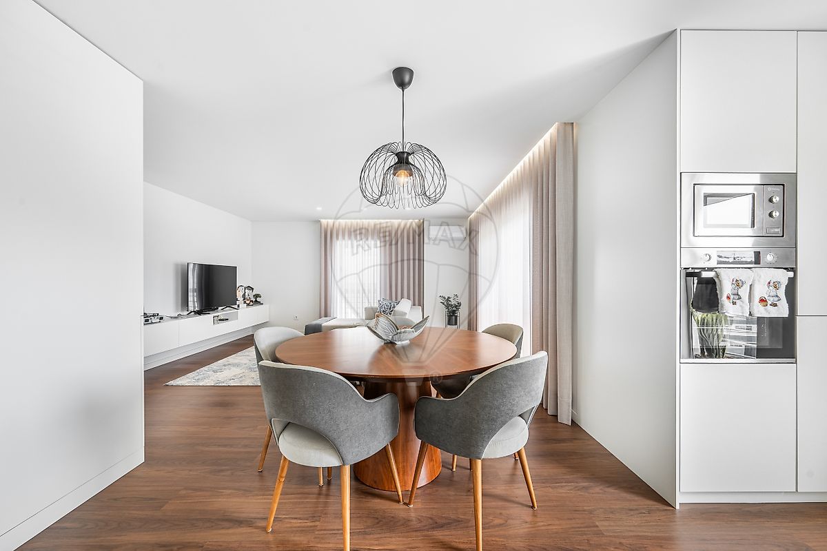 Apartamento T3 à venda em Vila Nova de Famalicão
