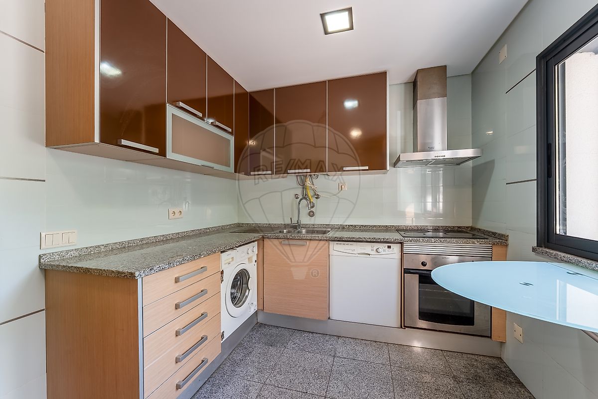 listing 126841038-16 picture-0