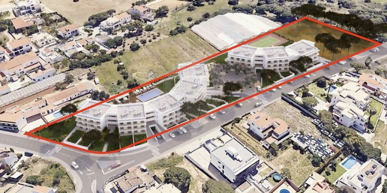 Terreno à venda em Faro