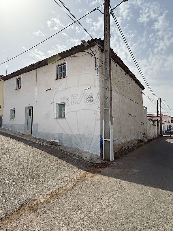Moradia - Albernoa e Trindade, Beja, Beja