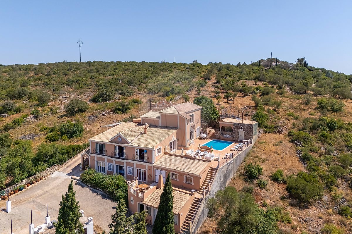Apartamento T4 à venda em Faro