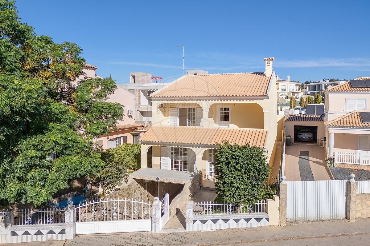Moradia T4 - São Clemente, Loulé, Faro