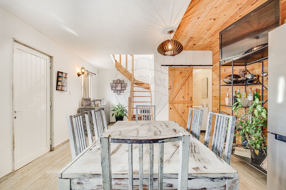 Moradia T4 para venda