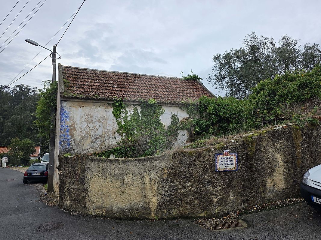 Moradia T5 para venda