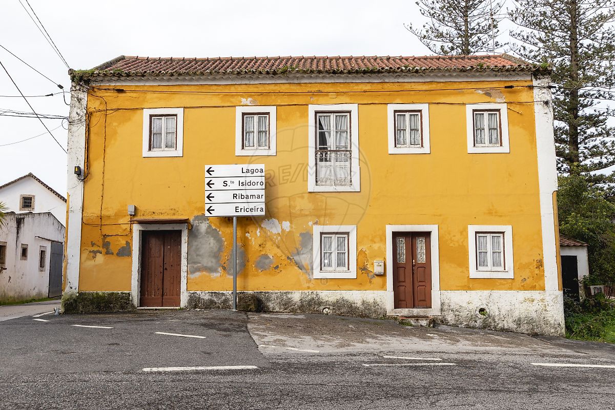 Moradia T6 à venda em Mafra