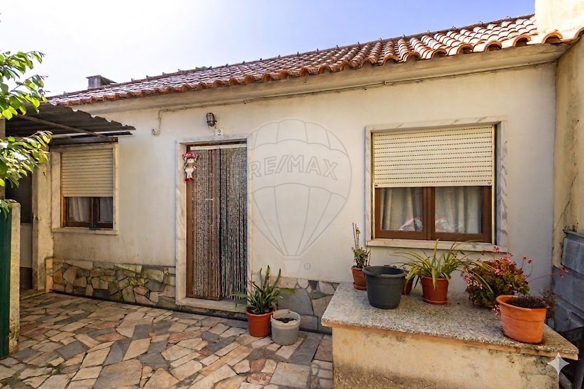 Moradia T2 à venda em Sintra