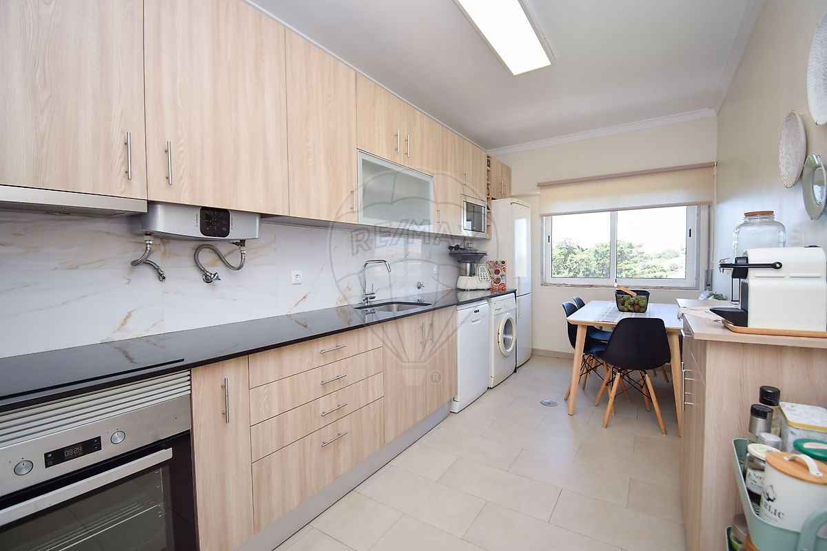 Apartamento - Almargem do Bispo, Pêro Pinheiro e Montelavar, Sintra, Lisboa