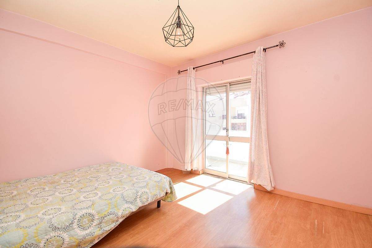 Apartamento T2 à venda em Sintra