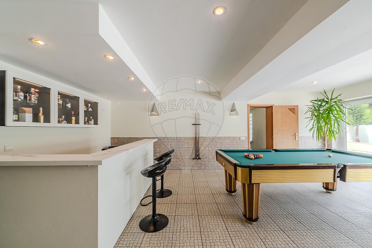 listing 126861015-33 picture-0