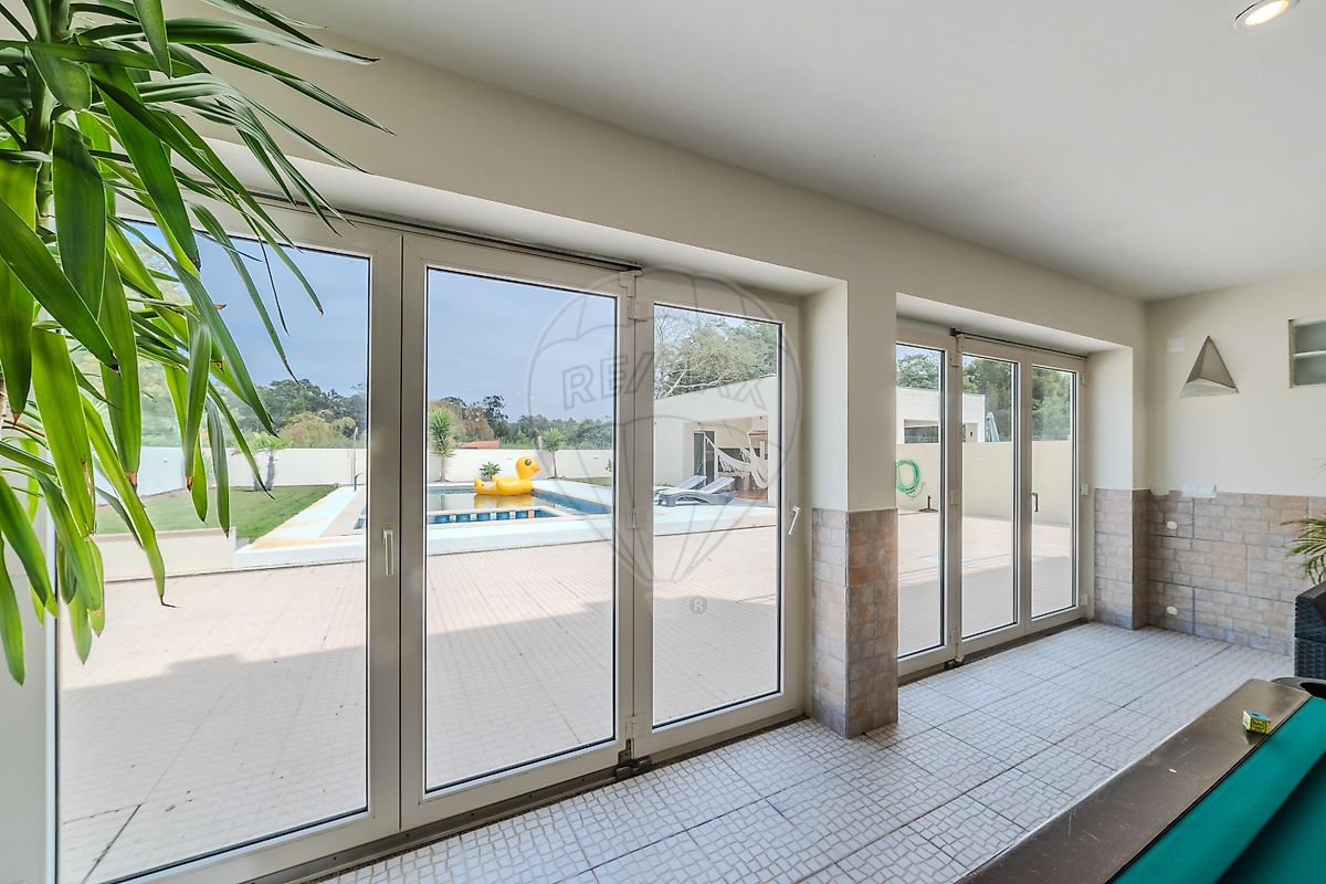 listing 126861015-33 picture-0