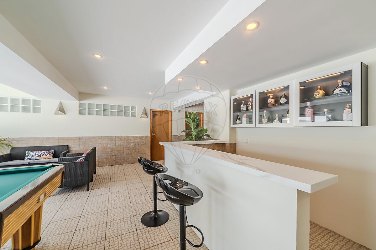 listing 126861015-33 picture-0