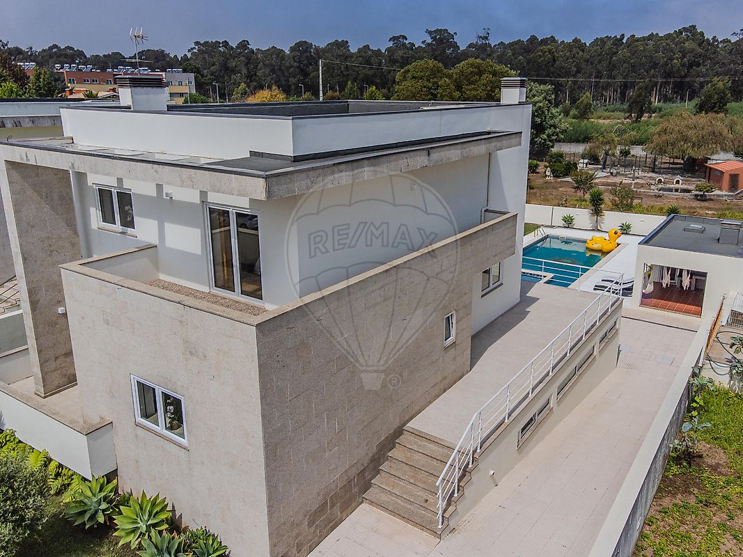listing 126861015-33 picture-0
